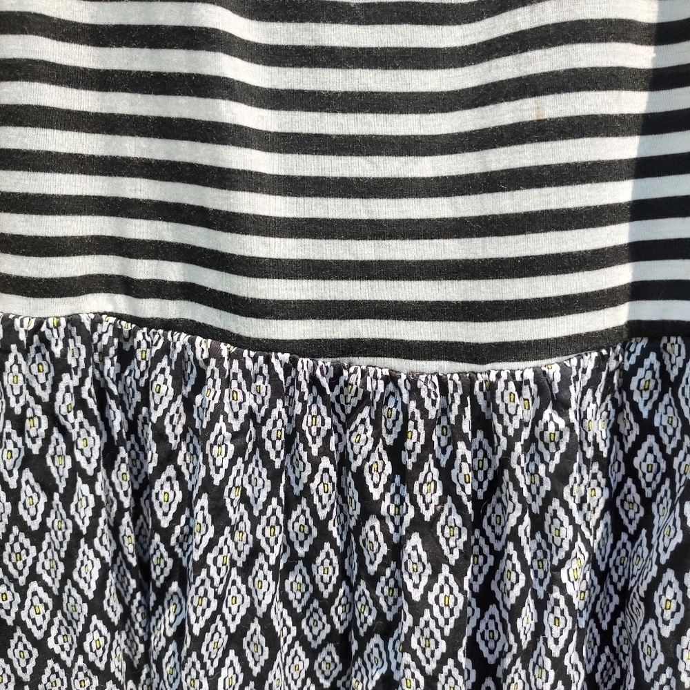 💥3/$20 xhilaration Medium Summer Dress! - Picture 4 of 9